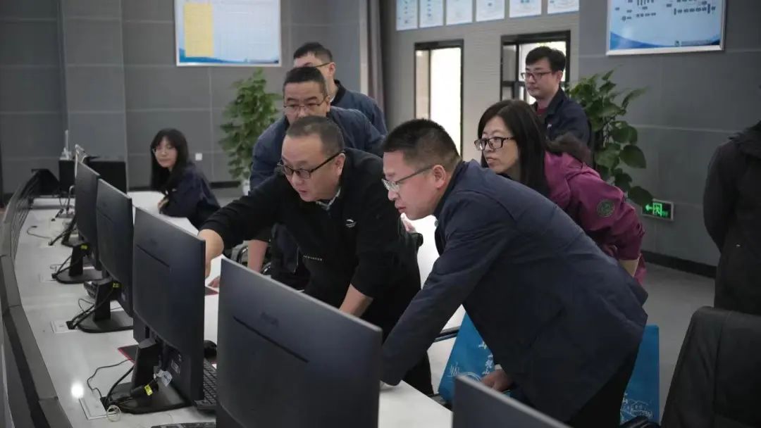 1683169623529728.jpg 1683169623529728.jpg